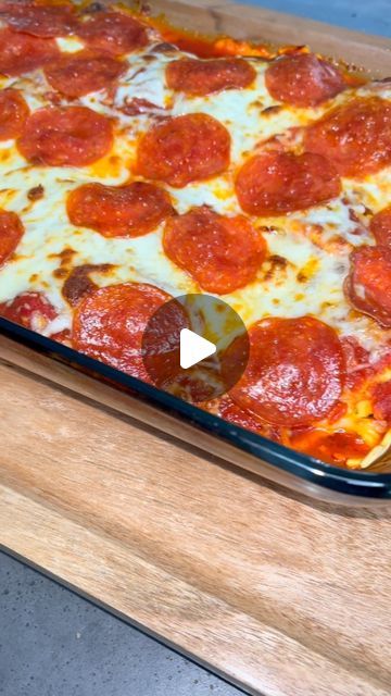 Brooke Stepp on Instagram: "Dump and bake pizza ravioli for dinner! You’ll only dirty one dish while making it 

#dinner #dumpandbake #easydinner #easyrecipe #recipe #pizza #familydinner #meal #cookingtiktok #foodtiktok #dinnerrecipe" Pizza Ravioli, Dump And Bake, Ravioli Bake, Baked Dinner, Pizza Bake, Cooking Food, Ravioli, Main Dish, Family Dinner