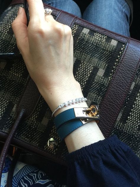 Bracelet Kelly Hermes, Hermes Double Tour Bracelet, Hermes Jewellery, Hermes Kelly Bracelet, Kelly Double Tour Bracelet, Kelly Bracelet, Hermes Leather Bracelet, Luxury Goals, Leather Inspiration