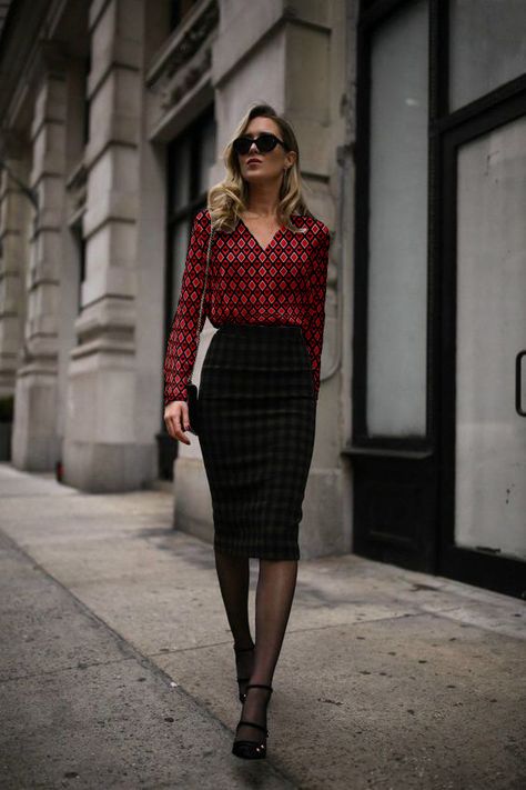 Elegantes Business Outfit, Classy Business Outfits, Business Style, Summer Work Outfits, Mode Casual, Black Pencil, Professional Fashion, Fashion Business, Business Outfit