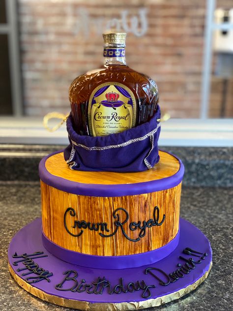 Crown Royal Cake, Birthday Cake Crown, Liquor Cake, Alcohol Cake, Red Birthday Cakes, Royal Cakes, Birthday Cake For Husband, Bottle Cake, Cake For Husband