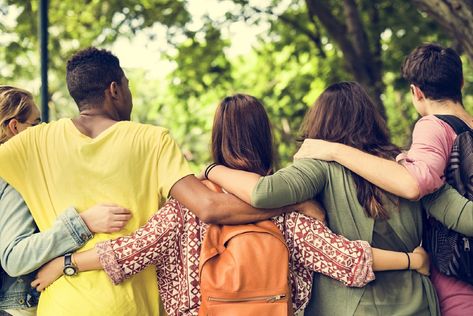 Dear Kids, You Might Not Find Your People Until You Go To College College Friendship, Friends Hugging, Real Friendship, Social Behavior, Emotional Skills, Body Picture, The New Normal, Female Friends, Social Emotional Learning