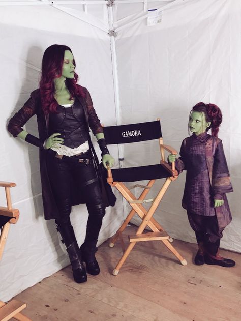 Ariana Greenblatt on Twitter: "A tale of two Gamora's  #Avengers #YoungGamora #MCU #InfinityWar #Gamora #Thanos #bts #avengersinfinitywar #gotg #marvel #marvelstudios … https://t.co/igoygPUAhv" Marvel Cast, Funny Marvel Memes, Batman Family, Zoe Saldana, Marvel Films, Marvel Stuff, Marvel Jokes, Avengers Endgame, Avengers Funny