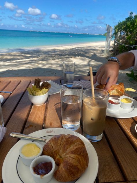 Beach Side Coffee Shop, Coffee Shop On The Beach, Coffee By The Beach, Beach Coffee Shop, Coffee And Beach, Coastal Cafe, Beach Town Aesthetic, Beachside Cafe, Breakfast Summer