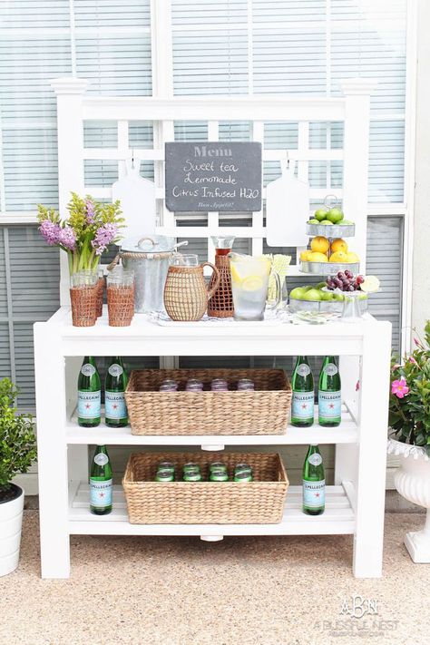 Create this outdoor drink station with these tips for perfect backyard entertaining this spring + summer! #ad #TuesdayMorning Outdoor Beverage Station, Outdoor Drink Station, Living Pool, Beverage Station, Adirondack Furniture, Easy Backyard, Backyard Entertaining, Drink Station, Backyard Retreat