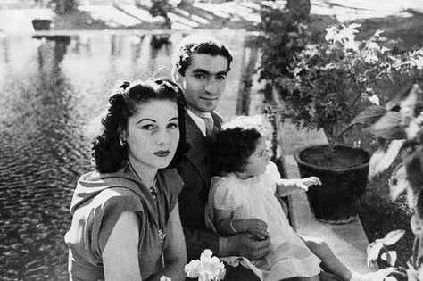 Shah , Princess Fawzia and Shahnaz Fawzia Fuad Of Egypt, Princess Fawzia, Pahlavi Dynasty, Farah Diba, The Shah Of Iran, Cecil Beaton, Islamic Republic, Old Love, Winston Churchill