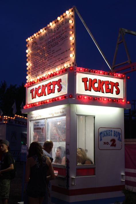 Bloxburg Ticket Booth, Carnival Ticket Booth, Bloxburg Halloween, Carnival Ticket, 2000 Nostalgia, Birthday Vision Board, Fair Project Ideas, Fair Tickets, Fair Carnival