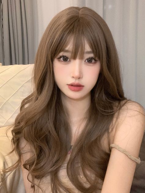 Brown Hair Bangs, Simple Prom Hair, Curly Bangs, Fringe Hairstyles, Short Bob Haircuts, Brown Wig, Light Brown Hair, Medium Length Hair Cuts, Wigs With Bangs