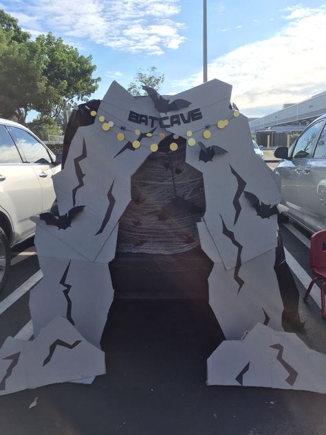 Batman's BATCAVE - Trunk or Treat Trunk Or Treat Batman Ideas, Justice League Trunk Or Treat, Batman And Robin Trunk Or Treat, Trunk Or Treat Ideas With Bats, Trunk Or Treat Batman, Batcave Trunk Or Treat, Gotham City Halloween Decorations, Bat Cave Trunk Or Treat, Bat Trunk Or Treat Ideas