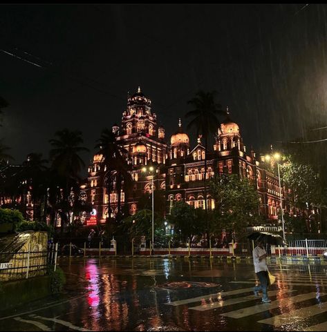 #bombay #colaba #church #churchgate #aesthetic #rain #night South Bombay Aesthetic, Bombay Aesthetic, South Bombay, Cities Aesthetic, Rain Night, Mumbai Travel, Aesthetic Rain, Church Aesthetic, Night Rain