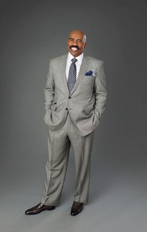 Steve Harvey Steve Harvey Suits, Harvey Outfits, Best Man's Outfit, Stylish Mens Suits, Blazer Outfits Men, Winter Suits, Gents Kurta, Radio Host, Big Men Fashion