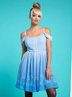 Disney princess costumes college