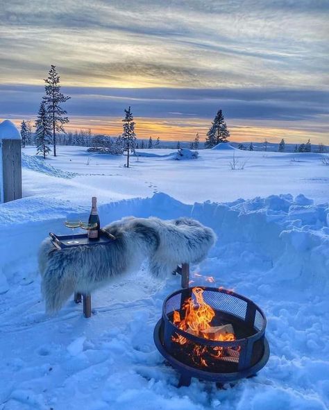 Cozy Chalet, Garden Fireplace, Dream Lake House, Freedom Nature, Future Mansion, Cabin Trip, Lapland Finland, Fall Gathering, Cosy Room