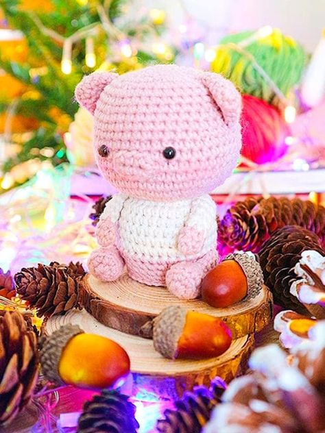 PATRÓN GRATIS Pequeño Cerdito Amigurumi paso a paso - Crochetisimo Stitch Head, Crochet Pig, Popular Hobbies, Plush Pattern, Pink Yarn, Cute Pigs, Amigurumi Free, Crochet Basics, Amigurumi Free Pattern