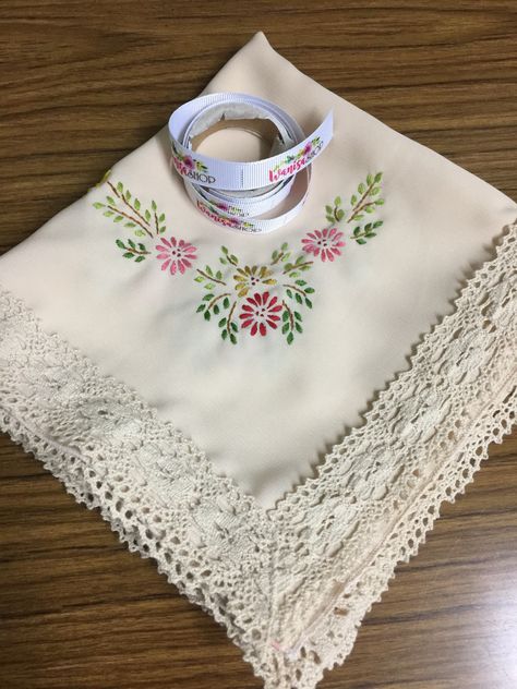 Handmade Embroidery Tablecloth Table Mat Embroidery Designs, Embroidery Table Cloth Design, Hand Embroidery Table Cloth, Table Cloth Embroidery Design, Table Cloth Embroidery Handmade, Embroidery Tablecloth, Embroidery Napkins, Handmade Tablecloth, Patterns Flowers