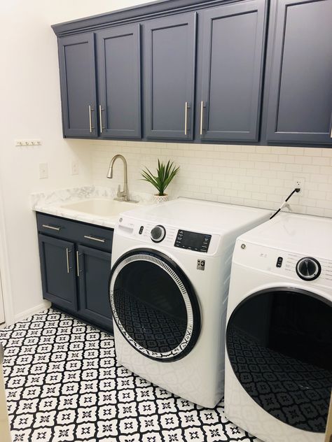 Hale Navy Laundry Room Cabinets, Laundry Room Ideas Navy Blue, Black Cabinet Laundry Room Ideas, Navy Cabinets In Laundry Room, Navy Blue Cabinets Laundry Room, Navy And Gold Laundry Room, Laundry Room With Navy Cabinets, Basement Laundry Room Bathroom Combo, Navy Blue Laundry Room Ideas