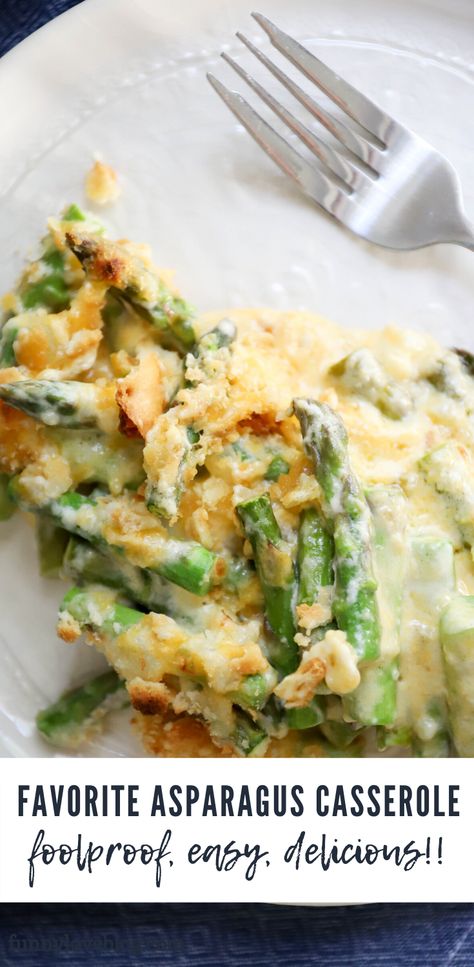 Asparagus Casserole With Ritz Crackers, Cheesy Asparagus Casserole, Asparagus Breakfast, Asparagus Casserole Recipes, Veggie Casseroles, Easy Asparagus, Asparagus Recipes Oven, Christmas Casserole, Asparagus Casserole