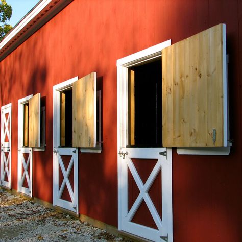 Two Men and a Little Farm: DUTCH DOOR, INSPIRATION THURSDAY Horse Barn Doors, Horse Stalls Doors, Traditional Entry, Horse Doors, Pallet Barn, Horse Farm Ideas, Stall Door, Horse Barn Ideas Stables, Barn Stalls