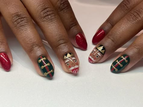 Cecy Moon on Instagram: "Absolutely in love with The Nutcrackers I painted this week on @traveltimeexcellent so much so I’ve been showing them off to almost everyone that has sat on my chair after 🥰 Thanks Sasha for trusting me! ❤️ Couldn’t decide what angle to post so here’s a rare post of them all 🎁 #holidaynails #nailartdesign #xmasnails #xmasnaildesigns #christmasnails #nutcrackernails" Nutcracker Nails, Xmas Nail Designs, Xmas Nails, Winter Nail, Classy Nails, Holiday Nails, Girls Best Friend, Nutcracker, Christmas Nails