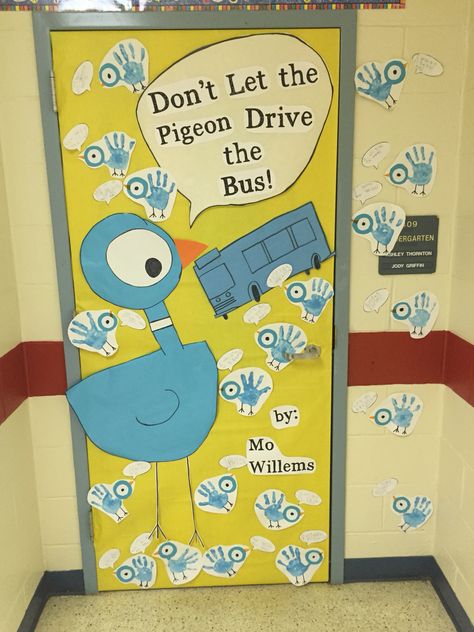 Read Across America favorite book classroom door decoration...my favorite! Tk Door Decoration, Book Week Decorations, Literacy Week Door Decorations, Book Door Decorating Contest, Read Across America Bulletin Board Ideas, Elephant And Piggie Door Decoration, Book Week Door Displays, Literacy Door Decorating Ideas, Pigeon Door Decoration