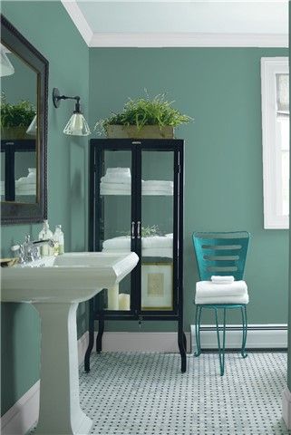 Look at the paint color combination I created with Benjamin Moore. Via @benjamin_moore. Wall: Waterbury Green HC-136; Trim: Marilyn's Dress 2125-60; Chair: Teal Ocean 2049-30. Bedroom Bathroom Combo, Witchy House Decor, Benjamin Moore Bathroom, Best Bathroom Paint Colors, Bathroom Wall Colors, Teal Bathroom, Color Combinations Paint, Lime Paint, Bathroom Paint Colors