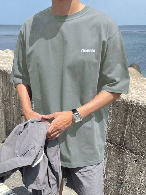 Oversized Tshirt Outfit Men, Oversized Tee Outfit, Oversize Tshirt Outfits, Fashion Outfits Men, Spring Outfits Men, Guy Stuff, Drop Shoulder Tee, Cool Outfits For Men, Tee Shirt Homme