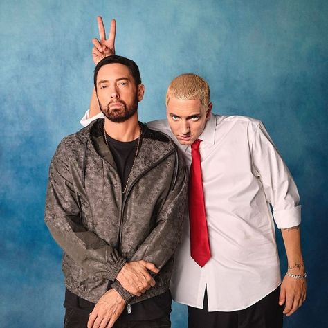 eminem and slim shady for “the face off” by complex. photography by cian moore - #eminem #slimshady #eminemfan #eminemedits #thedeathofslimshady #hiphop #complex #tillicollapse #mockingbird #relapse #flawdforge Eminem Rihanna, Marshall Eminem, Eminem Funny, The Slim Shady, Eminem Wallpapers, Eminem Photos, Eminem Rap, Eminem Slim Shady, The Real Slim Shady