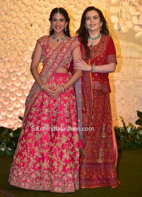 Shyamal And Bhumika Lehenga, Ganesh Chaturthi Celebration, Radhika Merchant, Beautiful Lehenga, Shyamal And Bhumika, Indian Wedding Gowns, Indian Outfits Lehenga, Lehenga Designs Simple, Indian Bride Outfits