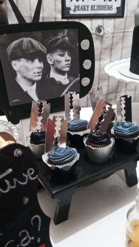 Peaky Blinders Birthday Party, Peaky Blinder Wedding Ideas, Peaky Blinders Party Theme, Peaky Blinders Birthday Theme, Peaky Blinders Party Decorations, Mafia Party Decorations, Peaky Blinders Birthday, Peaky Blinders Party, Peaky Blinders Theme