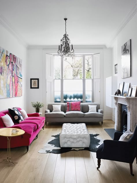 Contrasts of colours and whites Rosa Sofa, Pink Couch, Smart Tiles, Funky Decor, Design Salon, Bohemian Living Room, Design Del Prodotto, The Ceiling, A Living Room