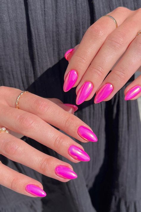 Chrome Pink, Pink Chrome Nails, Unghie Nail Art, Chrome Nail Art, Nagellack Trends, Chrome Nails Designs, Hot Pink Nails, Pink Chrome, Summery Nails