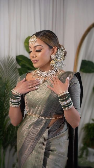 Via Sim on Instagram: "Laavanya ✨   Everything about Laavanya’s look for her Hindu wedding ceremony was stunning 🤍  [wedding, content creator, wedding content creator, Tamil wedding, wedding inspo]" Tamil Weddings, Indian Fits, Wedding Content, Hindu Wedding Ceremony, Tamil Brides, Tamil Wedding, Wedding Saree, Banarasi Saree, Hindu Wedding