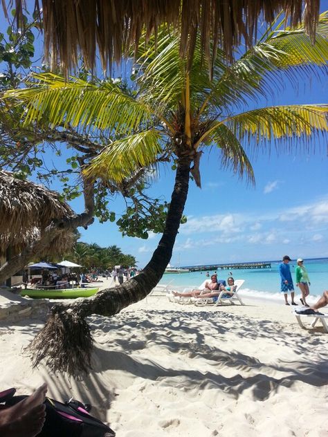 West Bay Beach Roatan Honduras West Bay Beach Roatan, Roatan Honduras, West Bay, Roatan, Honduras, Outdoor Furniture, Outdoor Decor, Travel