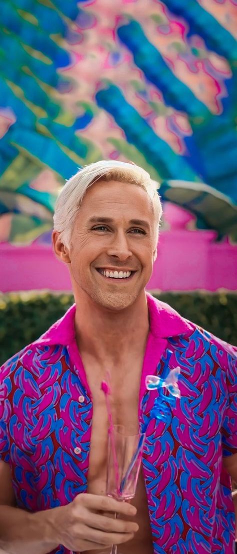 RYAN GOSLING KEN BARBIE (2023) Ryan Gosling Barbie Wallpaper, Ryan Gosling Ken Barbie, Himbo Boyfriend, Ryan Gosling Aesthetic, Barbie Birthday Party Games, Ryan Gosling Shirtless, Ken Ryan Gosling, Ken Aesthetic, Ryan Gosling Ken