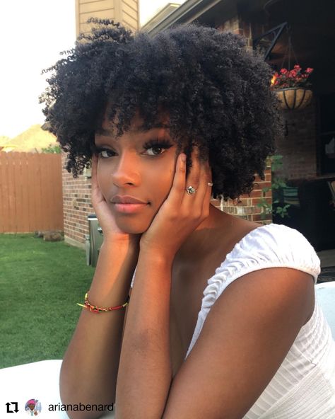 Beautiful people! on Twitter: "… " Women March, Cabello Afro Natural, Natural Black Women, Girls Natural Hairstyles, Pelo Afro, 짧은 머리, March 2024, Toddler Hair, Beauty Hair