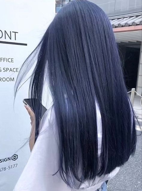 Navy Blue Hair With Highlights, Midnight Blue Highlights On Black Hair, Dark Blue Grey Hair, Dark Hair With Blue Tint, Navy Blue Hair Color, Dark Navy Blue Hair, Smokey Blue Hair, Midnight Blue Hair, Blue Grey Hair