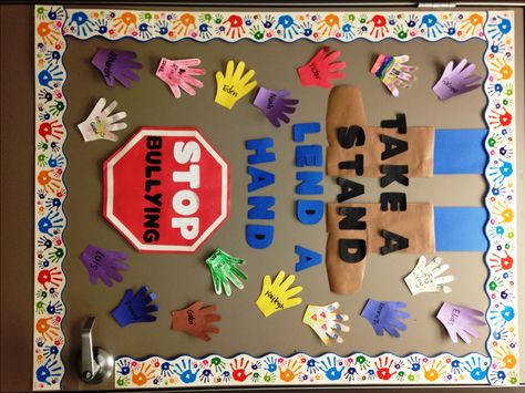 Anti Bully Bulletin Boards, Anti Bully Posters Ideas Aesthetic, Bulling Poster, Anti Bully Poster Aesthetic, Anti Bully Posters Ideas, Anti Bully Poster, Poster Bully Simpel, Bully Awareness Month, Pyp Exhibition