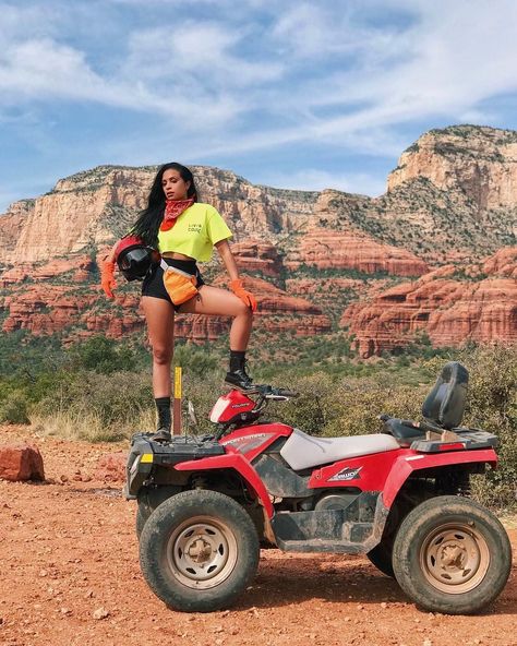 Black Women Jamaica, Atv Riding Outfit Vacation, Atv Riding Outfit Black Women, Atv Riding Outfit, Driving Outfit, Outfit Black Women, Girls Driving, Adventure Girl, Atv Riding