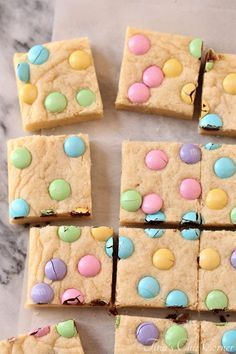 Easter Cookie Bars, Sugar Cookie Bar Recipe, Easter Snacks, Easter Sweets, Easter Desserts, Easter Desserts Recipes, Sugar Cookie Bars, Slow Cooker Desserts, Easter Baking