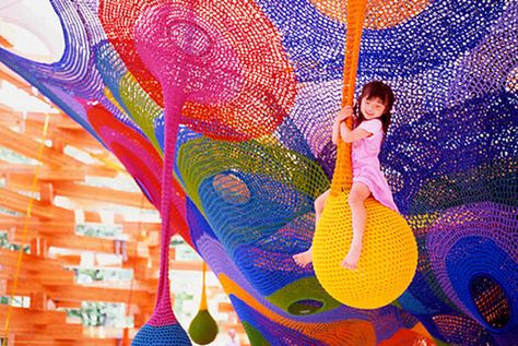 Toshiko Horiuchi MacAdam, Wonder Space II, Hakone Open Air Museum, Hakone, Japan, 2009 Cool Playgrounds, Japanese Crochet, Handmade Charlotte, Hakone, Play Spaces, Sculpture Park, Sapporo, Crochet Art, Public Art