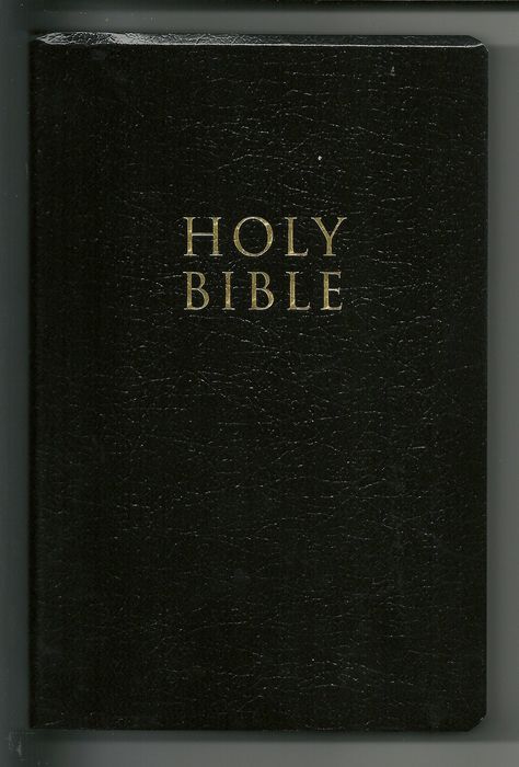 Bible Front Cover, Black Bible Aesthetic, Romans Road, Bible Book Cover, Bible Cake, Vintage Bible, Bible Kjv, Gospel Tracts, Parables Of Jesus