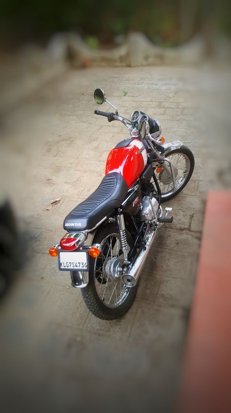 Hero Honda Cd100 Modified, Hero Honda Splendor, Akira Slide, Splendor Lover, Hero Splendor, Hero Honda, Bike Modification, Bike Details, Scrambler Motorcycle