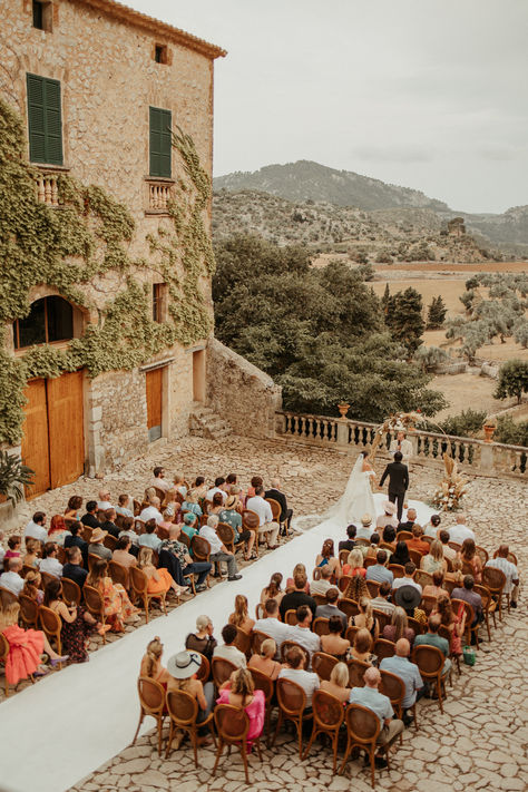 in the heart of Mallorca lies Finca Comassema — an exquisite blend of history, nature and romance, creating a captivating setting for your destination wedding.   | mallorca wedding venue | best wedding venues mallorca spain | mallorca wedding photographer | destination wedding photographer | finca comassema | destination wedding | finca wedding | Mallorca Wedding Bridesmaids, Finca Wedding Spain, Mallorca Wedding Venues, Spanish Wedding Aesthetic, Syrian Wedding, Finca Wedding, Dream Reception, Wedding Spanish, Wedding In Spain