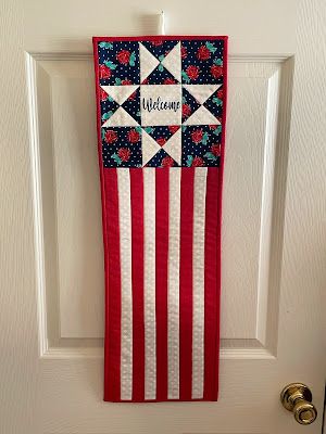 Flag Door Banner Door Banners, Patchwork Projects, Ohio Star, Fabric Door, Banner Diy, Sewing Machine Cover, Diy Banner, Flag Banner, Home Decor Diy