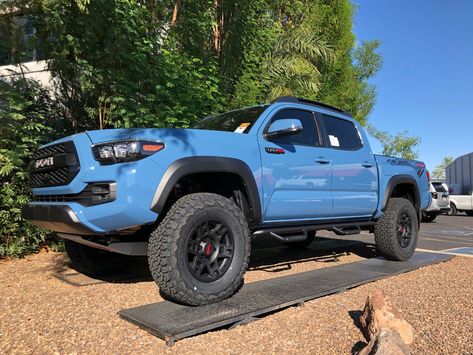 Blue Toyota Tacoma, Custom Toyota Tacoma, Blue Tacoma, Trd Pro Wheels, 2018 Toyota Tacoma, Toyota Trd Pro, Truck Builds, Ranger Car, Tacoma Trd Pro