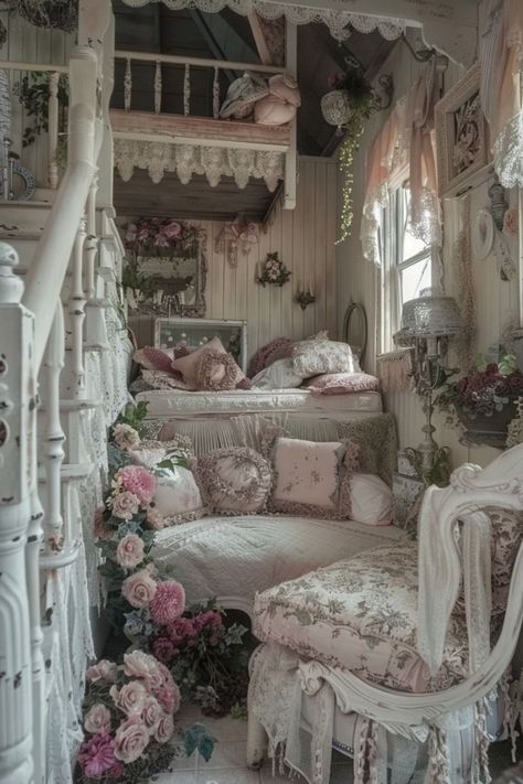 Vintage Girly Aesthetic, Vintage Cottage Aesthetic, Fancy Rooms, Shabby Chic Bedroom Furniture, Dream Bedroom Inspiration, Boho Bedroom Ideas, Shabby Chic Room, Cute Room Ideas, Cute Bedroom Decor