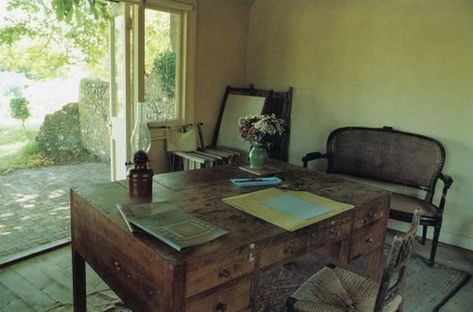 Virgina Woolf, Writers Desk, Bloomsbury Group, Quotes Strong, Quotes Famous, Room Of One's Own, Historical Quotes, Einstein Quotes, Writing Space