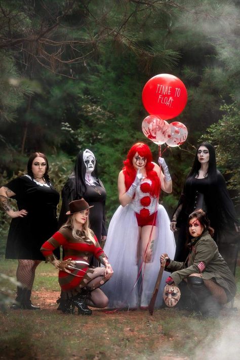 Camp Crystal Lake Photoshoot, Halloween Group Photoshoot, Halloween Friends Photoshoot, Friends Halloween Photoshoot, Halloween Friend Photoshoot, Spooky Best Friend Photoshoot, Best Friend Halloween Photoshoot, Halloween Photoshoot Women, Halloween Themed Photoshoot