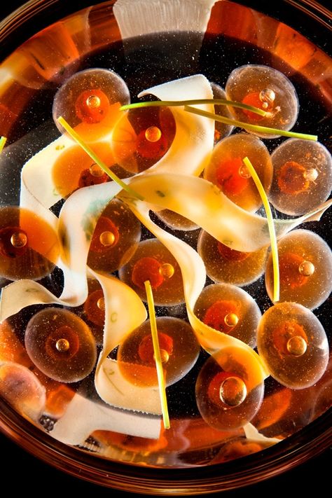 Spherified Soup Dumplings [Photo Credit:Ryan Matthew Smith/ Modernist Cuisine, LLC] Molecular Food, Matthew Smith, Molecular Cuisine, Soup Dumplings, Modernist Cuisine, Cooking Photos, Molecular Gastronomy, Fine Food, Culinary Arts