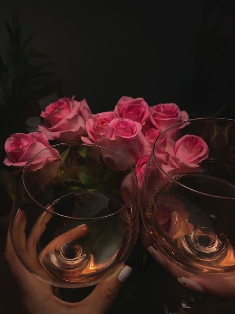 Wine And Roses Aesthetic, Wine Night Aesthetic, Roses Aesthetic, Wine Night, Night Aesthetic, Romeo And Juliet, Rose Bouquet, Instagram Pictures, Rose Wine