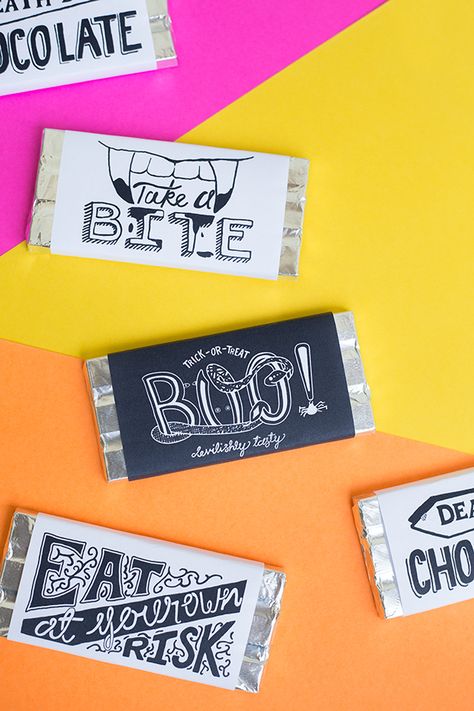 Halloween Chocolate Bar Free Printables Cheap Halloween Party, Chocolate Bar Labels, Halloween Candy Bar, Easy Halloween Party, Halloween Memes, Halloween Printables Free, Halloween Party Ideas, Chocolate Bar Wrappers, Halloween Chocolate